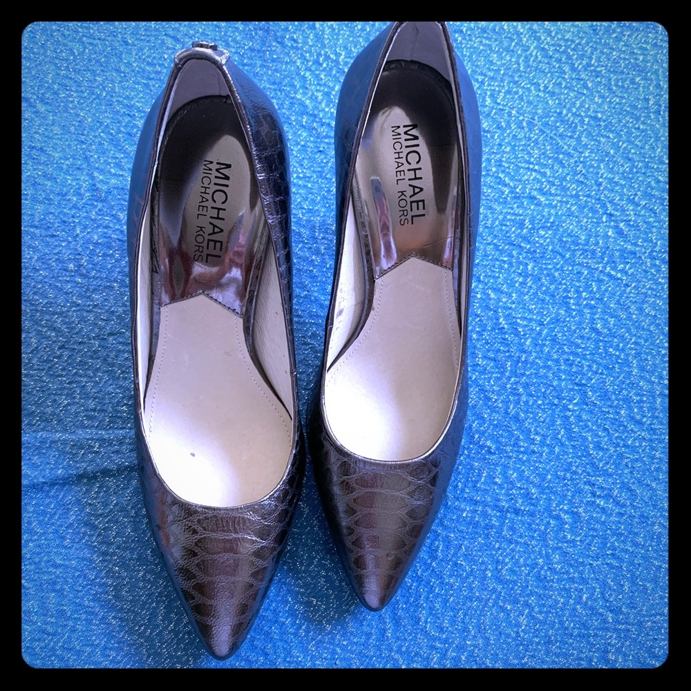 Michael Kors 2-1/2” Silver Spike heels